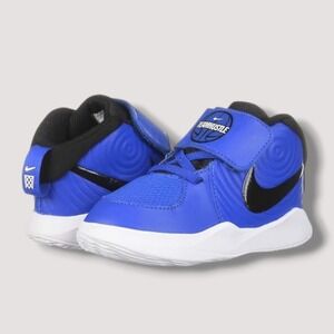 Nike Kids Blue and Black Sneakers